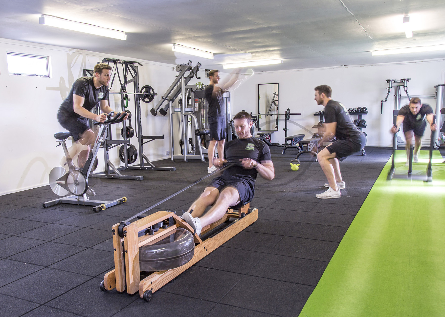 Fitness-Farm-Aylesbury-Personal-Trainer-Gym-Circuits-Spin3